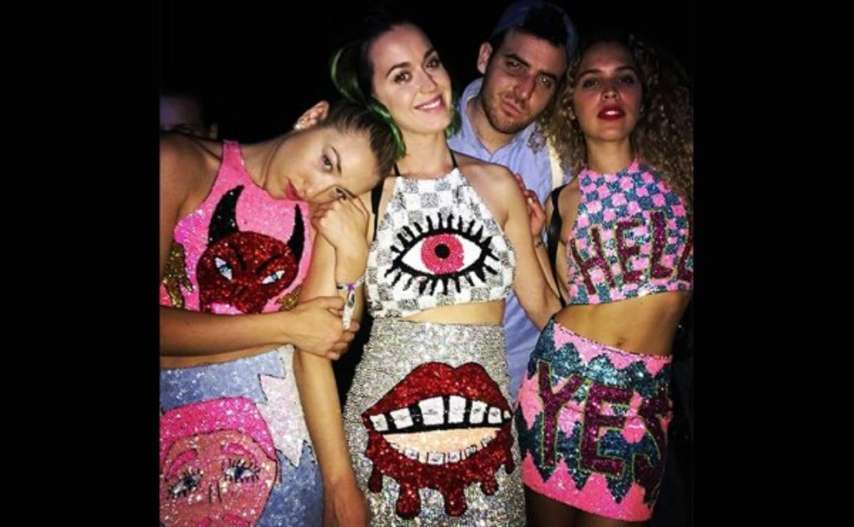 'Yo creo en extraterrestres, así es que si la gente quiere creer en illuminati, muy bien', expresó la cantante.