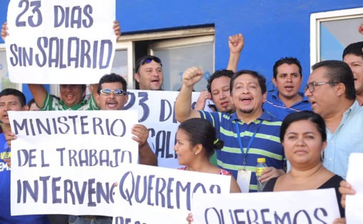 Los trabajadores del diario de los Rosenthal piden la intervención de la Secretaría del Trabajo.