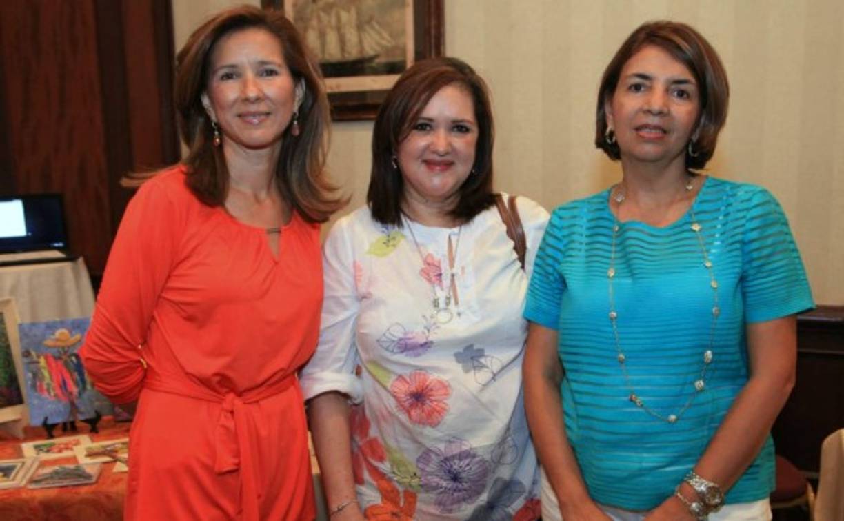 Cali Giacomán, Ileana Soto y Lucy Paz.