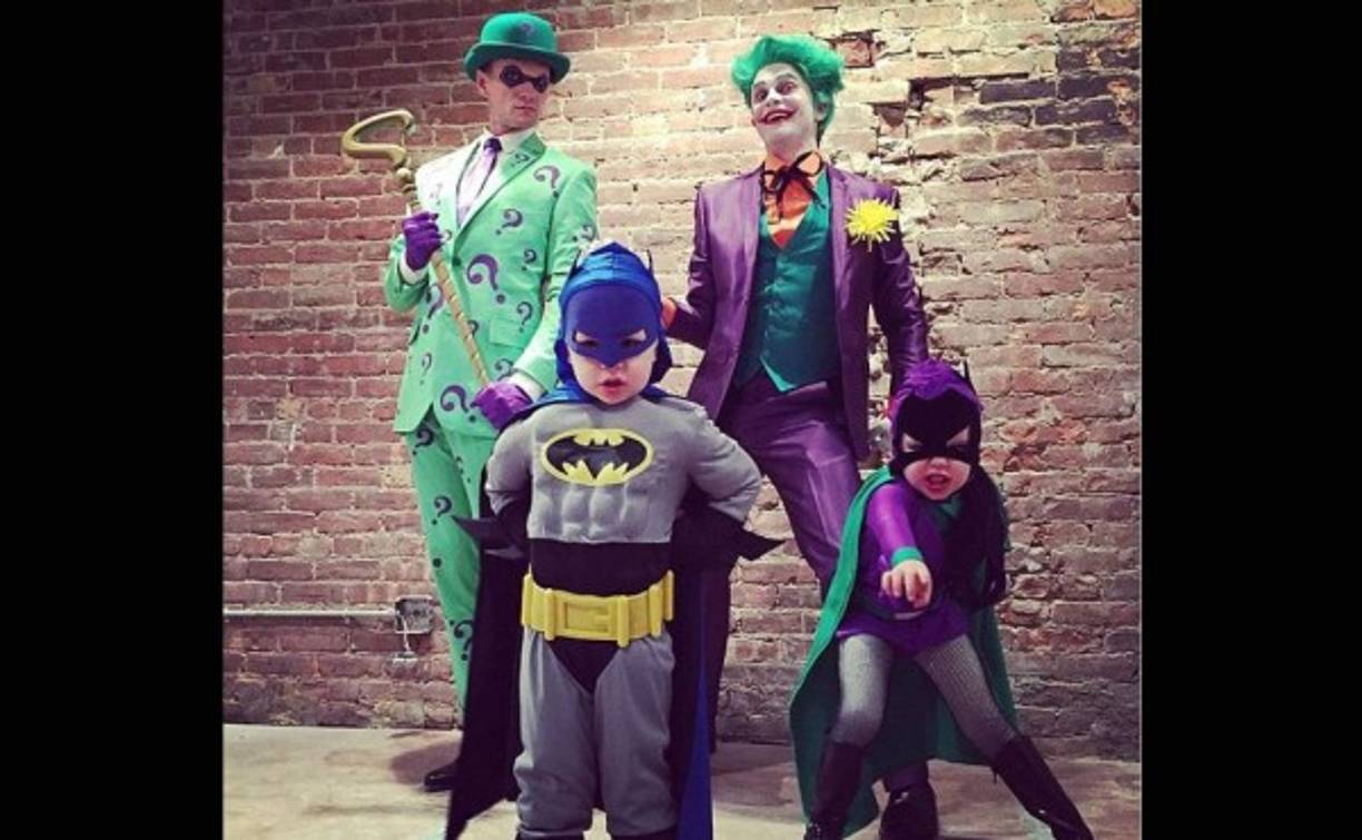 Neil Patrick Harris con su esposo e hijos.