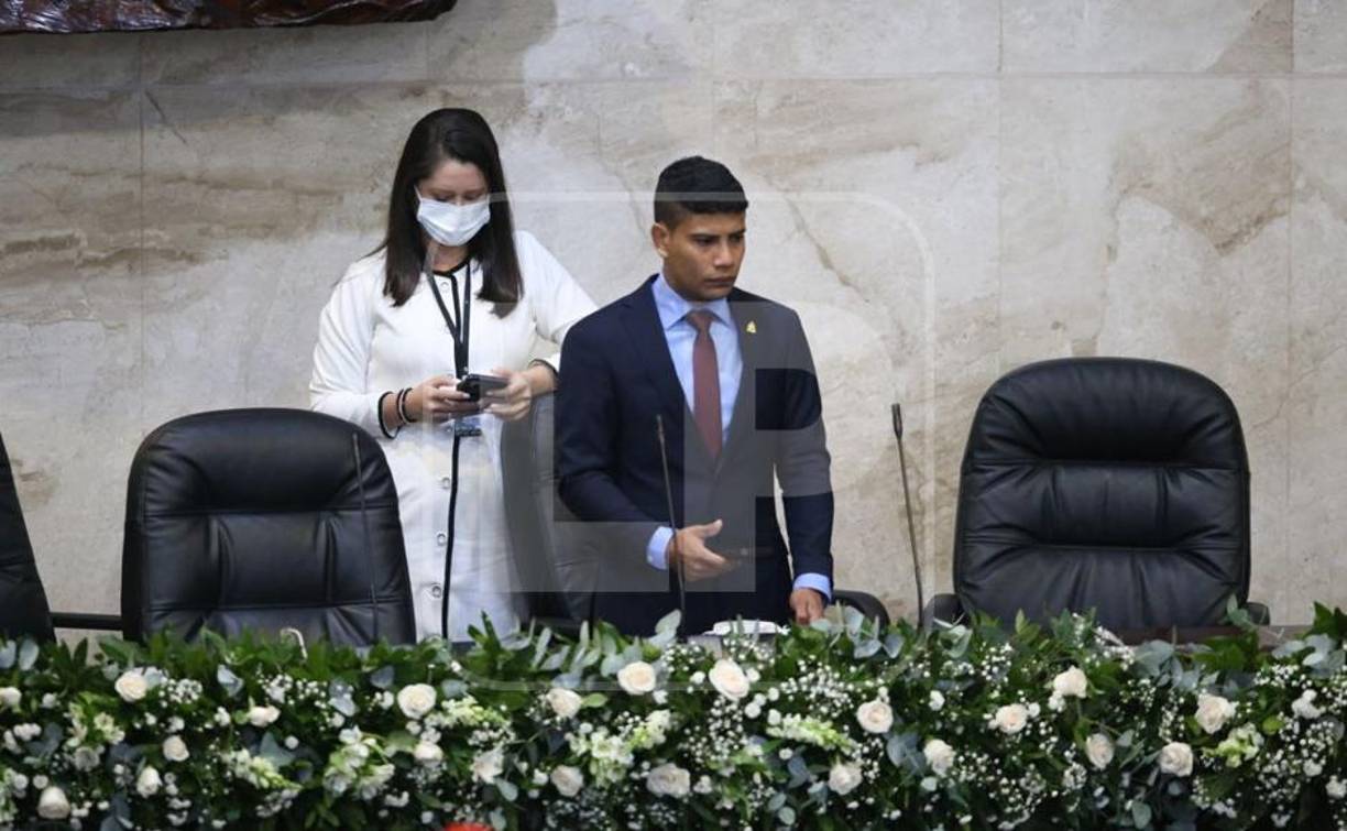 Diputados de Libre en el interior del Congreso Nacional encabezado por Luis Redondo. 