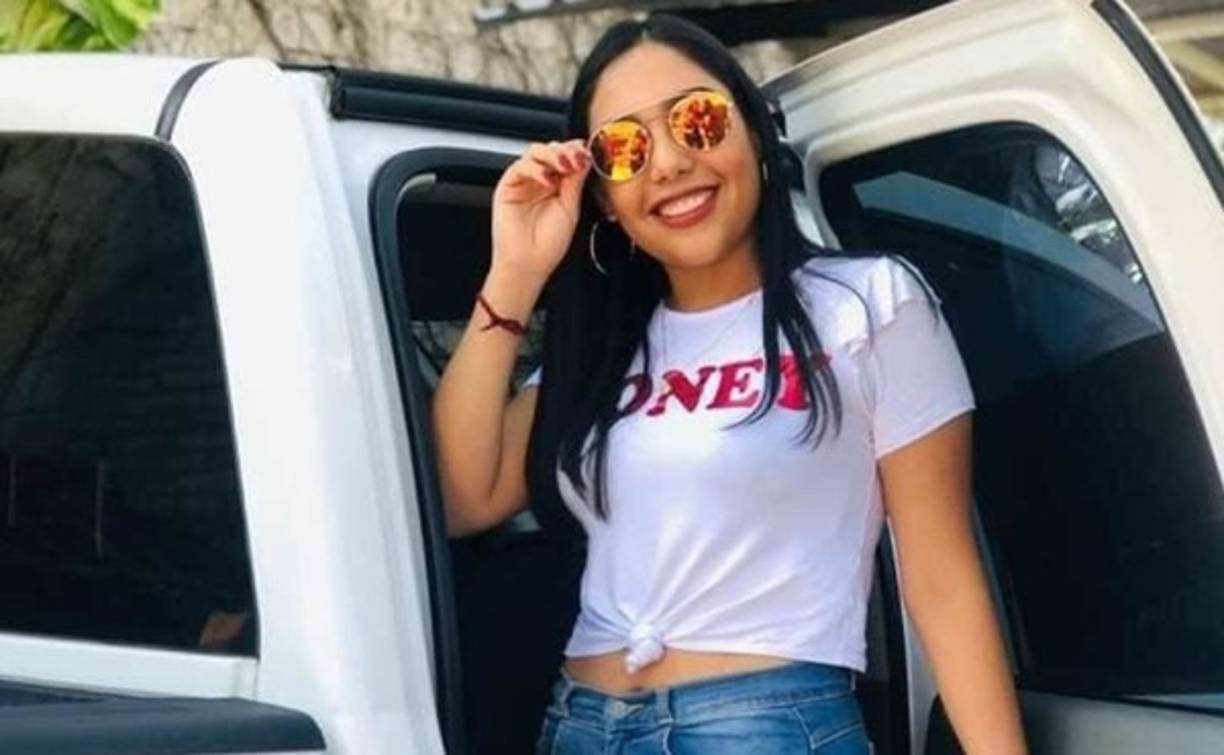 Diana Carolina Raygoza Montes, una estudiante del tercer año de Derecho de la Universidad Autónoma de Nayarit (UAN), fue asesinada en su casa en la colonia Morelos de Nayarit.