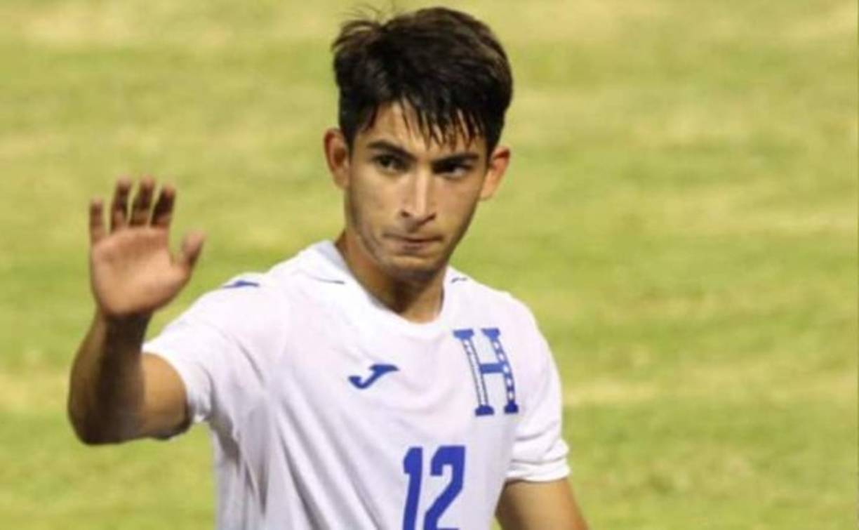 Jonathan salió ovacionado al minuto 74 del partido. Los medios de comunicación destacaron la sencillez del jugador y además recordaron su proceso de formación por la que ahora él mismo considera un 'sueño cumplido' jugar con la selección de Honduras.