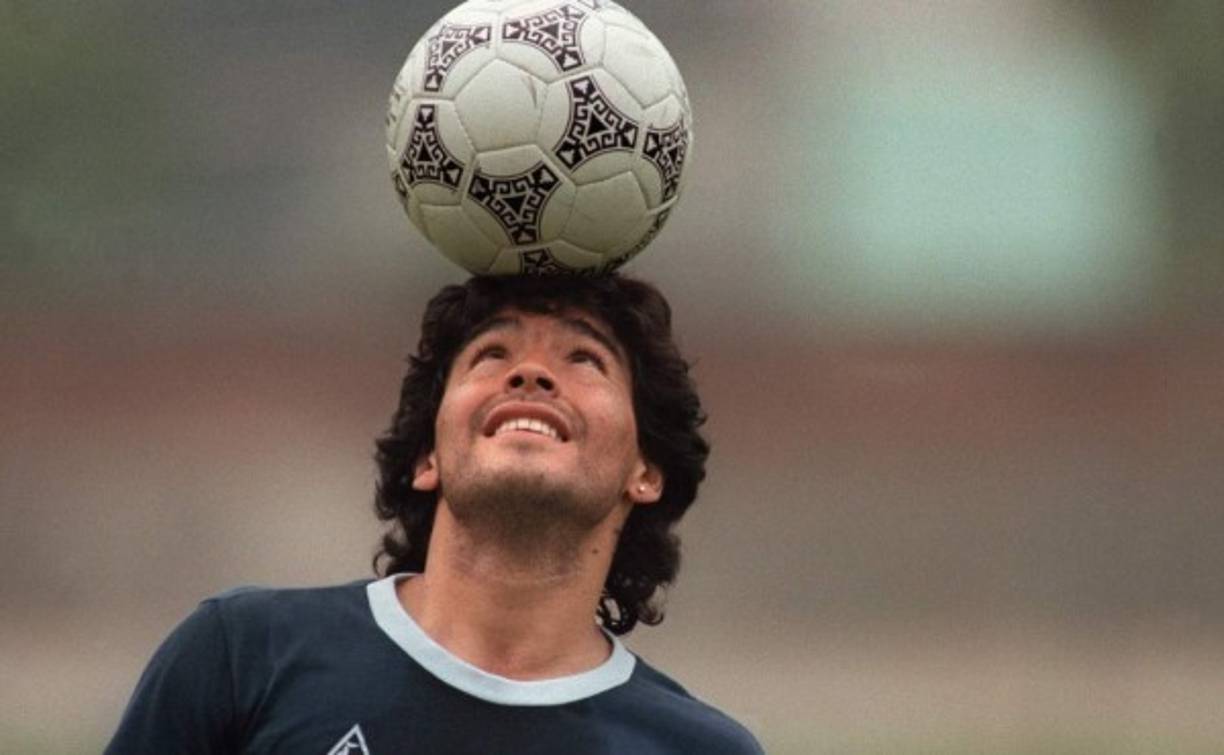 A pesar de su juventud, 'Pelusa' ya era famoso en el club por entretener y sorprender a los hinchas con sus malabares con el balón en el entretiempo de los partidos.