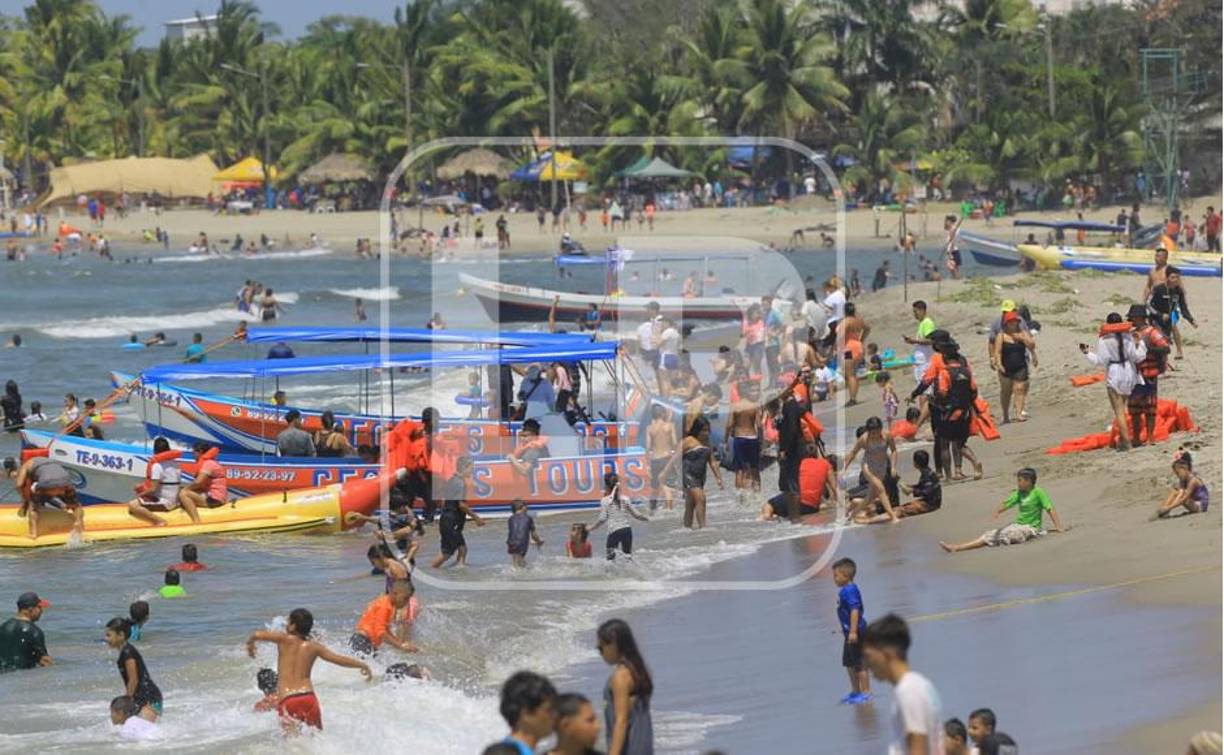 Así disfrutan los hondureños el verano 2022