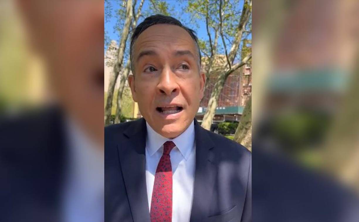 Antes de marcharse dijo tajante “vamos a ganar el caso y nos vamos a tomar unas vacaciones en Roatán”, puntualizó.