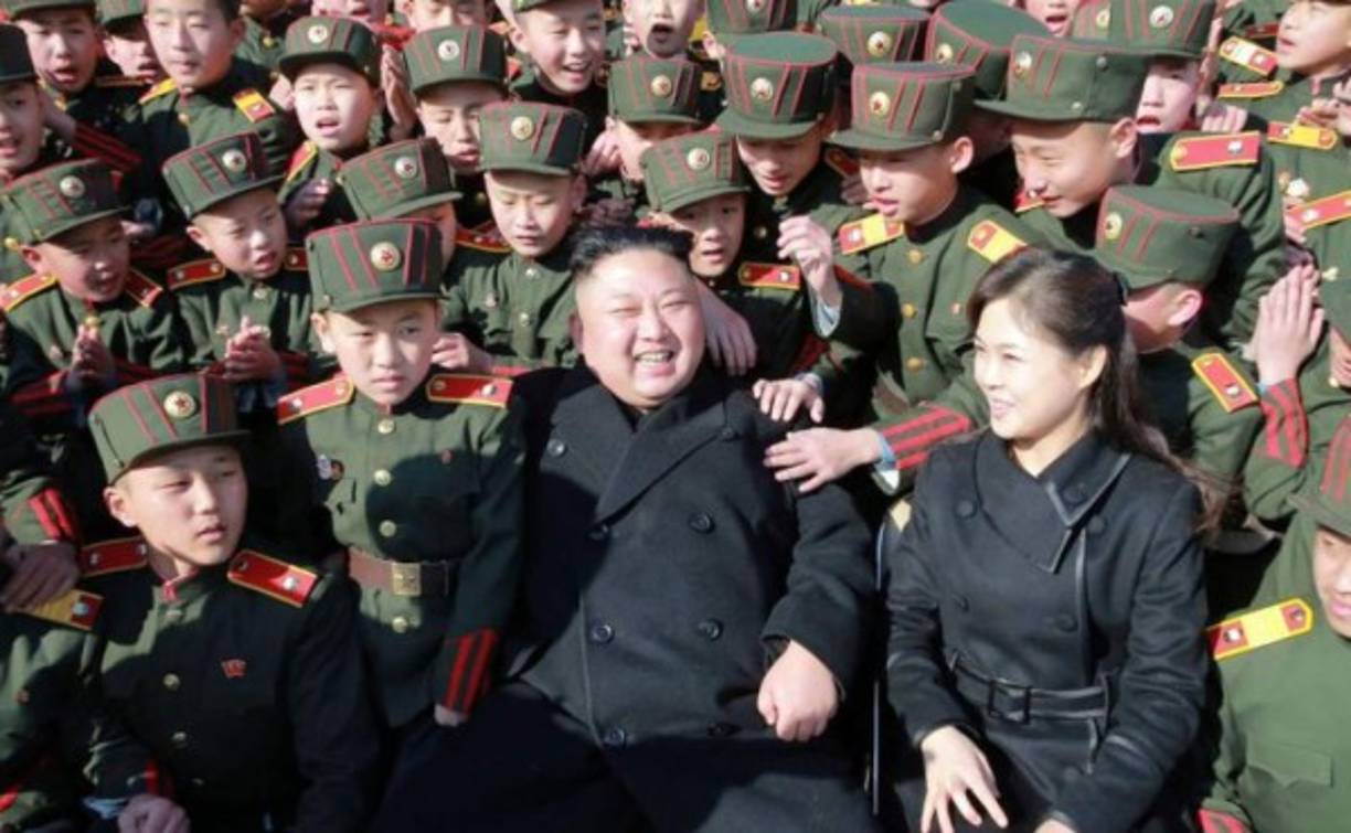 Tres días más tarde, las nueve integrantes del grupo musical fueron ejecutadas frente a sus familiares en una plaza pública, y, al parecer, con la aprobación de la primera dama.