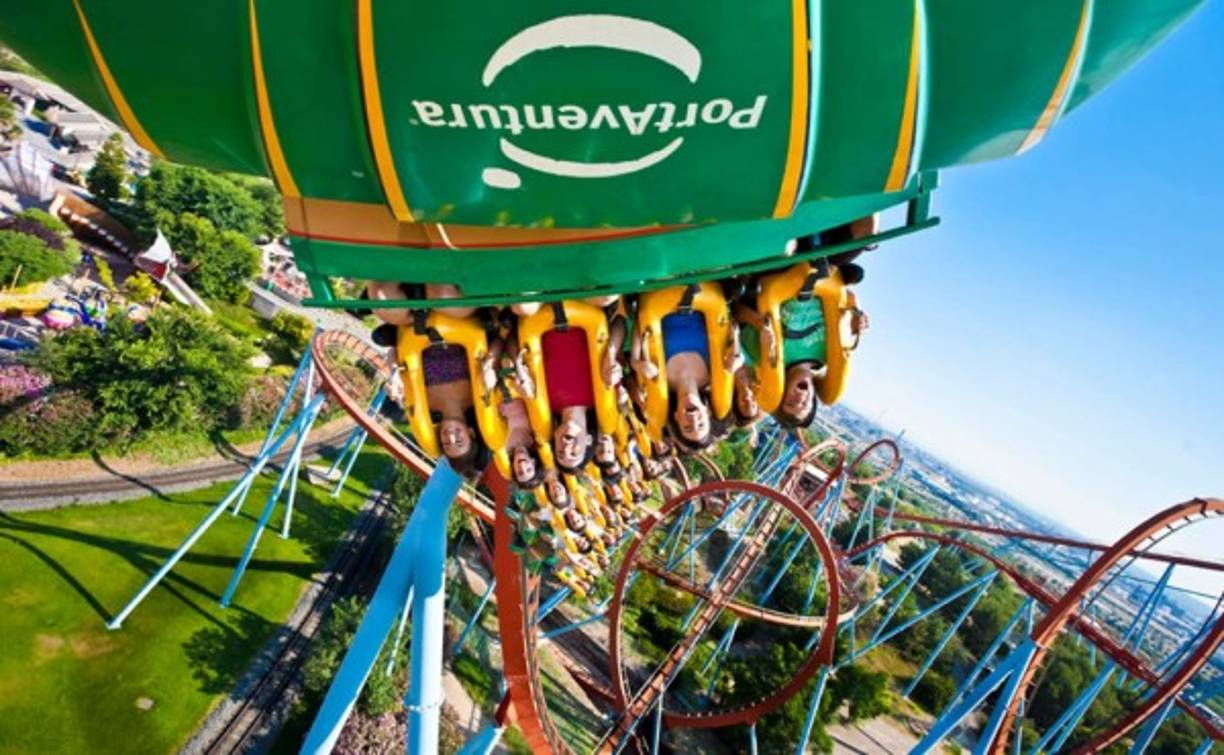 Port Aventura sólo abre, desde el pasado lunes sus puertas entre semana a visitas privadas, por lo que hoy el parque estaría cerrado. (foto de muestra)