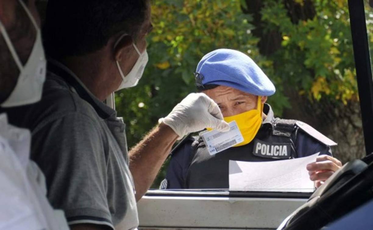 Eric contagió con coronavirus a su abuelo, quien murió el 1 de abril en la clínica Mariano en la ciudad de Moreno. El adulto mayor de 71 años tenía antecedentes de diabetes e hipertensión.