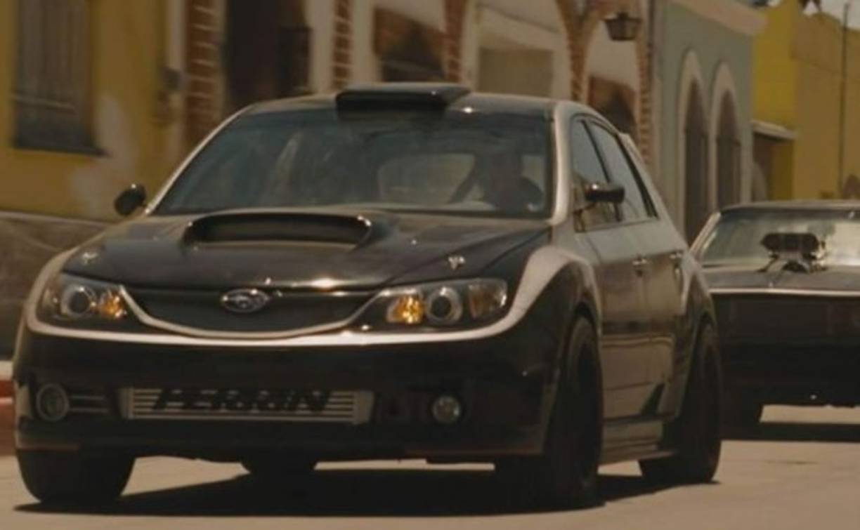 Subaru Impreza WRX STI | Este auto japonés es piloteado por Paul Walker. Se hizo famoso porque apareció en los videojuegos 'Need for Speed' y 'Gran Turismo'. En la web española, Autobild.es, está valorizado en 46 mil dólares.