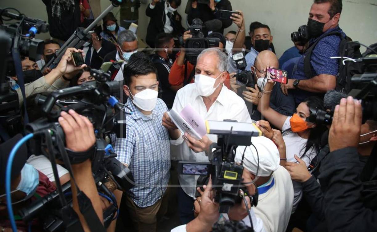 Nasry Asfura aseguró que respetará los resultados siempre y cuando se verifique hasta el último voto. 