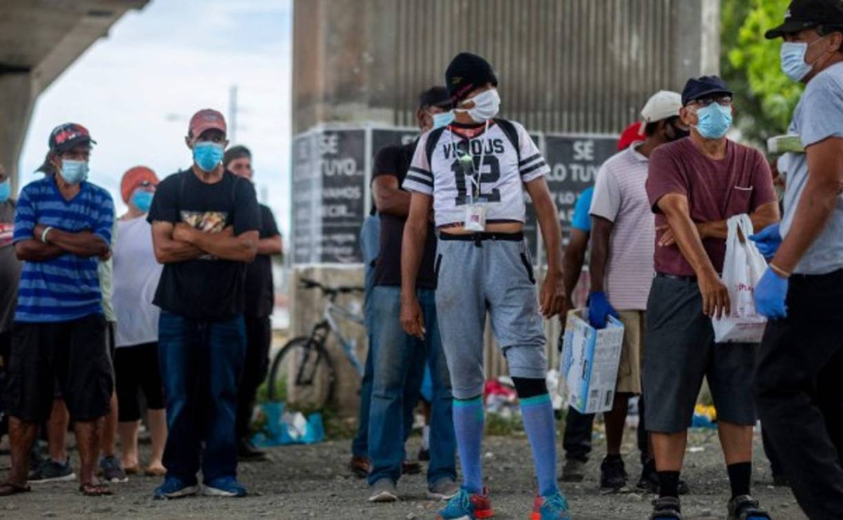 Puerto Rico reporta hasta la fecha 99 muertos por coronavirus y los contagios rozan los dos mil.