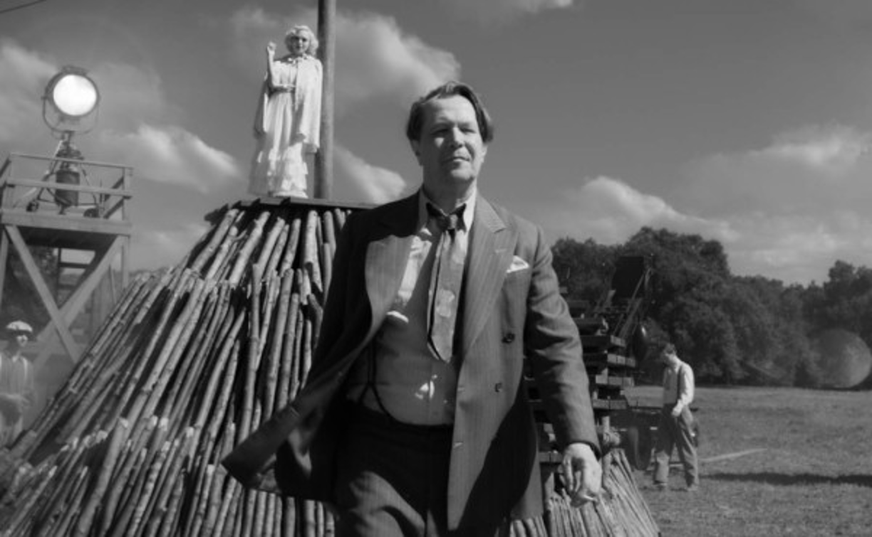 Películas con más de cinco nominaciones: <br/>'Mank' (10); 'El padre' (6); 'Judas y el mesías negro' (6); 'Minari' (6); 'Nomadland' (6); 'El sonido del metal' (6); 'El juicio de los 7 de Chicago' (6).<br/>