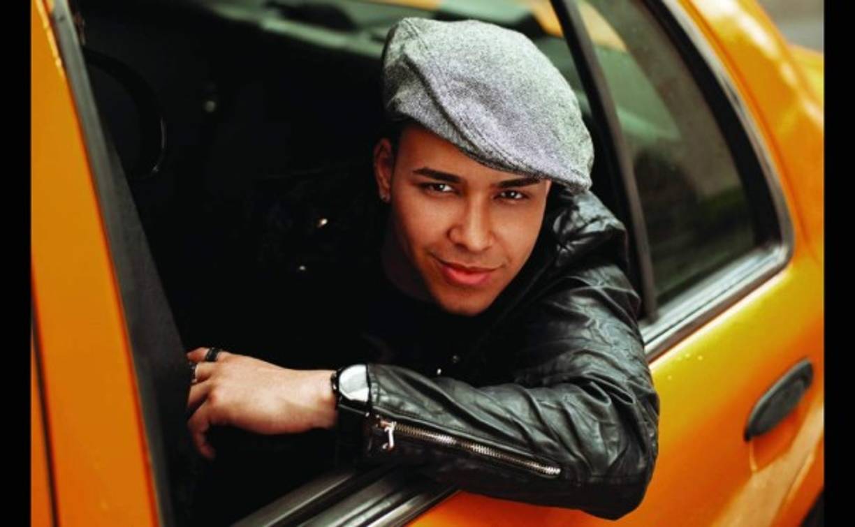 11- Prince no es ajeno a las dificultades de la vida laboral. Antes de ser famoso, trabajó en un negocio que vendía celulares; con ese dinero financiaba su sueño de ser una estrella de la música.<br/><br/>