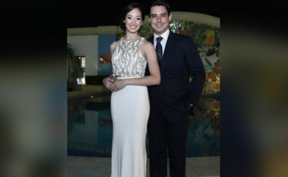 Esta casado con la joven María José Vides desde hace dos años.