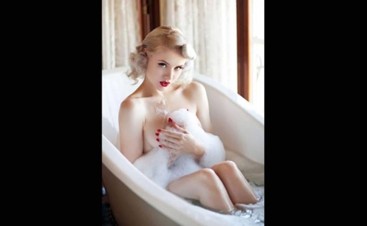 Miss Mosh comenzó en el mundo del modelaje a los 17 años.