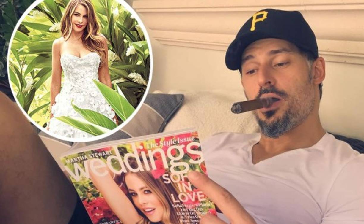 Joe Manganiello lee la revista donde Sofía Vergara sale vestida de novia.