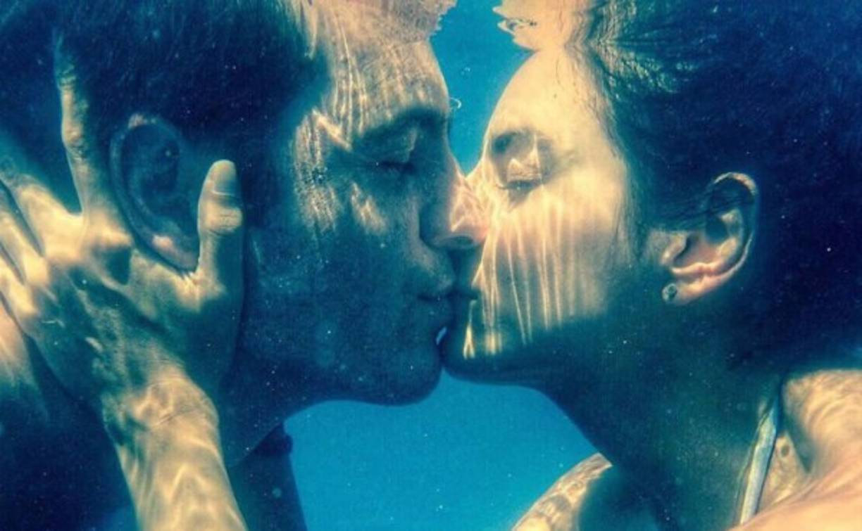 Para Aislinn Derbez y Mauricio Ochmann, el lugar en el que comparten su amor es sólo un escenario más para crear momentos inolvidables.