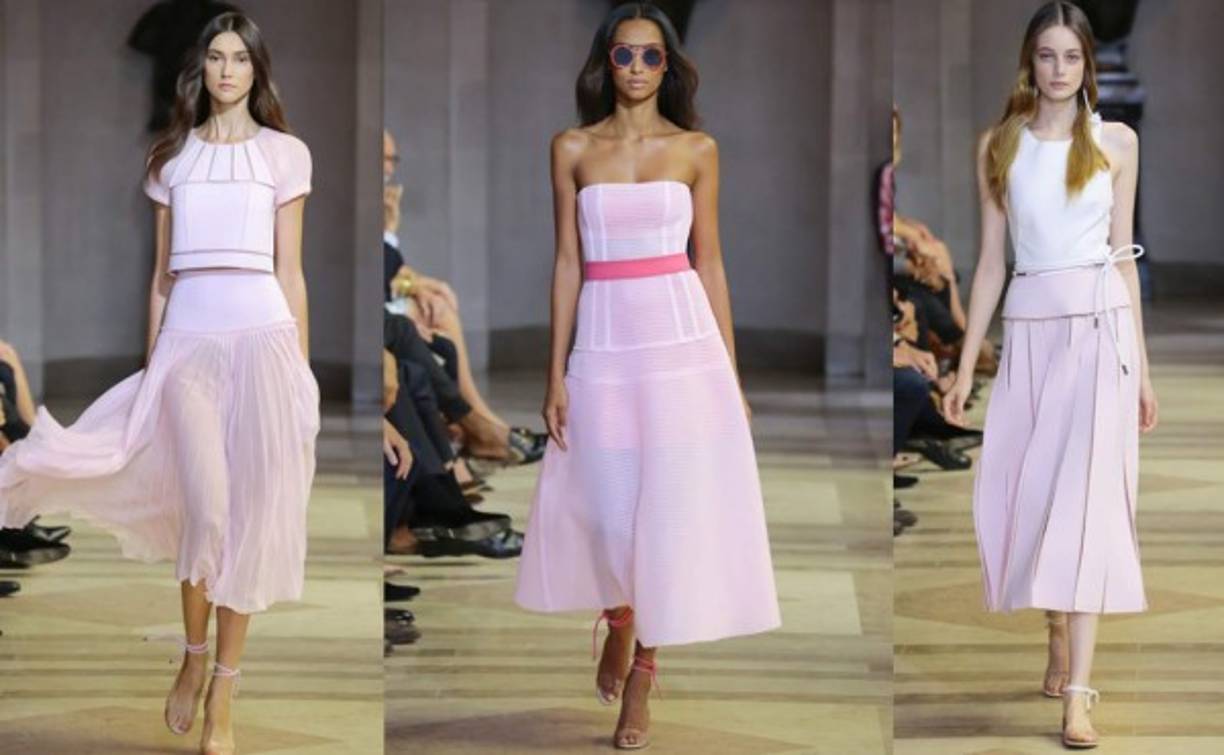 Carolina Herrera se encuentra definitivamente en un 'Período Rosa', color que predomina en sus propuestas para la primavera-verano 2016.