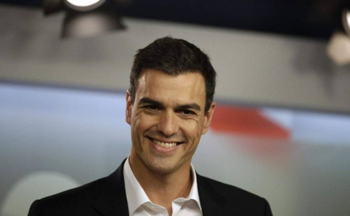 El socialista Pedro Sánchez, de 43 años, parece dispuesto a luchar contra viento y marea para formar gobierno en España pese a su escasa experiencia de liderazgo en el partido y el complicado panorama parlamentario.