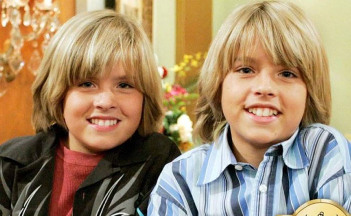 The Suite Life of Zack & Cody fue reestructurado en 2008 como The Suite Life on Deck, en la que los hermanos retomaron su papel de Zack y Cody. <br/><br/>Este programa se convirtió en la serie de televisión más vista entre los niños en 2008 y 2009. La serie terminó en mayo de 2011. En 2011, protagonizaron la The Suite Life Movie. <br/>