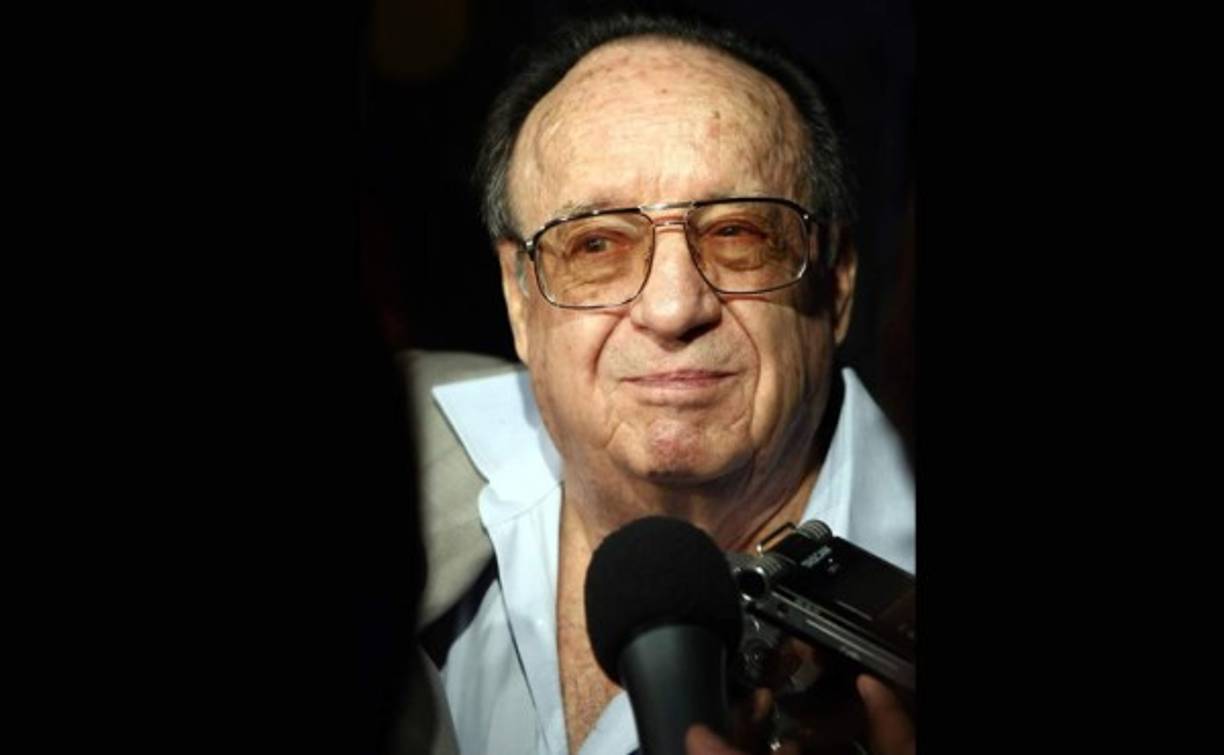 El deceso ocurrió en Cancún, donde el también escritor vivió en los últimos años, debido a sus problemas de salud.