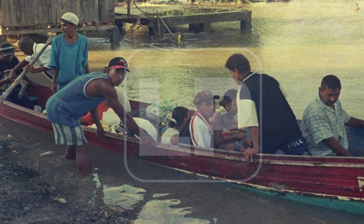 Imagen capta parte de los rescates que se llevaron a cabo durante el devastador paso de este huracán.
