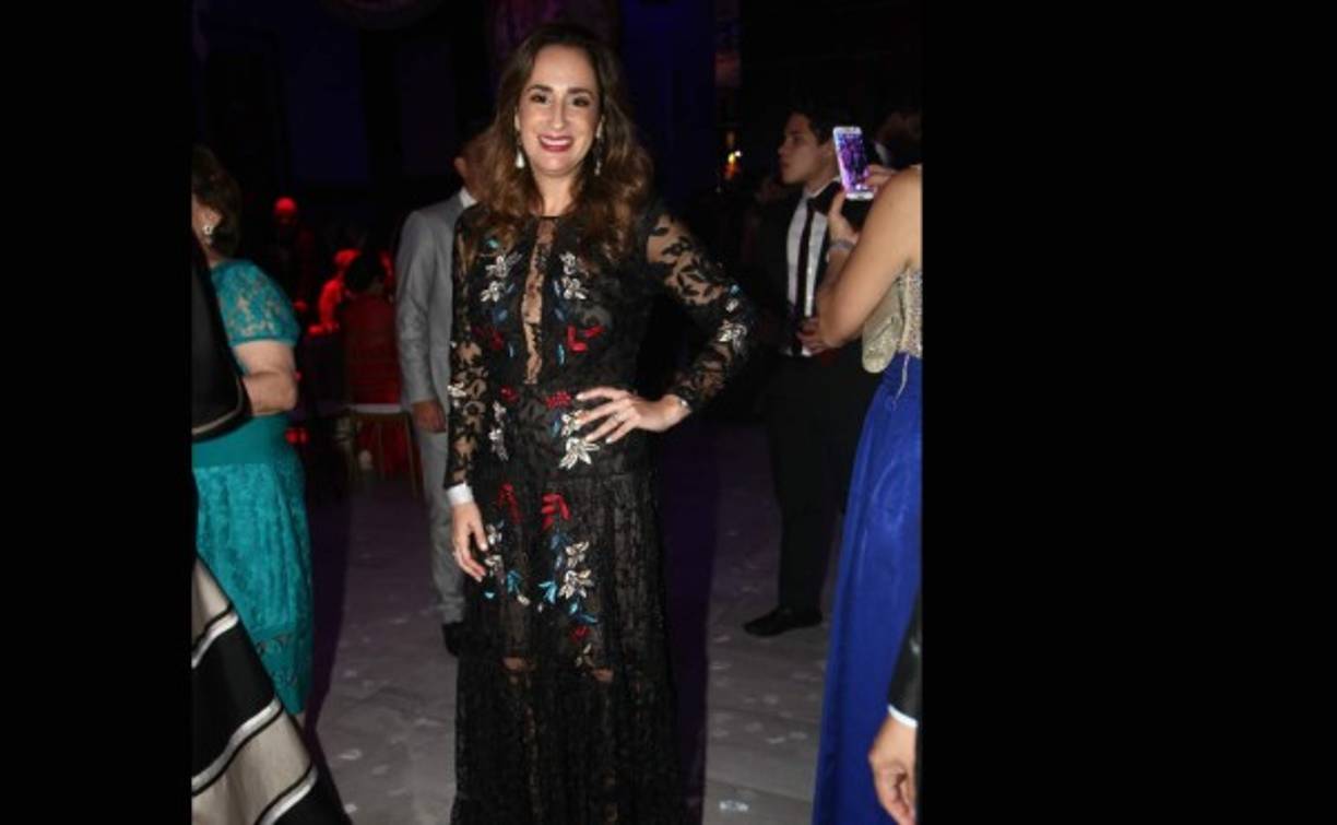 Griselle CÓRDOBA Perfecta en un Sachin & Babi.