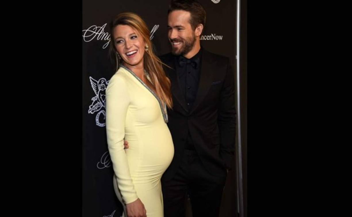Ryan Reynolds y su esposa Blake Lively se acaban de convertir en padres.