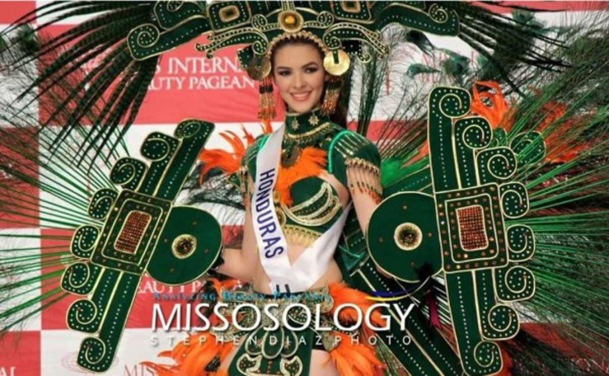 Jennifer Valle participa este 05 de noviembre en la final del Miss Internacional en Tokio, Japón.