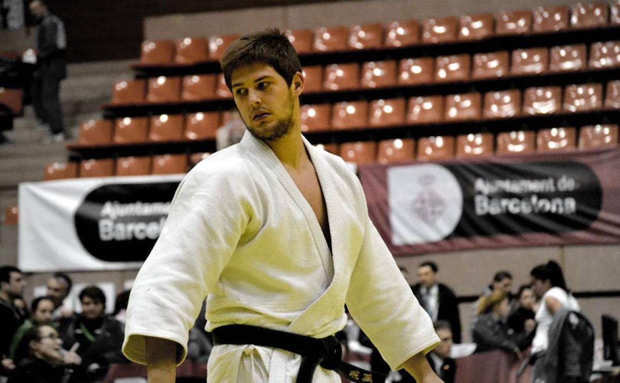 Marc Fortuny - El judoca español confesó lo mal que lo pasó hasta ser capaz de dar el paso de revelar su homosexualidad. Tanto, que se retiró del deporte profesional. “No pude dar el máximo por no aceptar que soy gay”.
