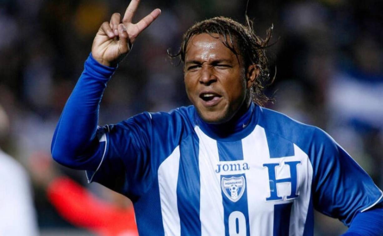 Leyenda: Carlos Pavón es el máximo goleado en la historia de la Selección de Honduras, marcó un total de 58 goles.