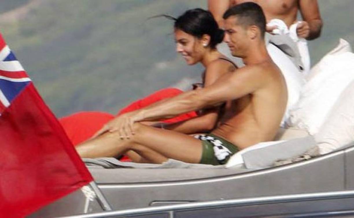 Goergina y Cristiano Ronaldo estarían siendo padres.