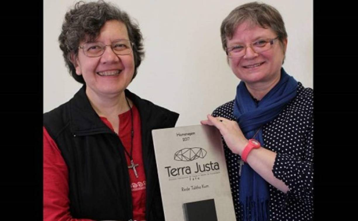 La ciudad de Fafe (Portugal), en la edición de 'Tierra Justa 2017', encuentro internacional sobre Causas y Valores de la Humanidad, ha reconocido el compromiso internacional contra la trata de personas de la red de Talitha Kum. <br/><br/>'La Hna. Carmen Elisa Bandeo (Talitha Kum - Roma) nos ha representado, participando junto a la Hna. Maria D'Orey Manoel y la Hna. Julieta Mendes de CAVITP, la red portuguesa miembro de Talitha Kum', dice el sitio en el portal web.