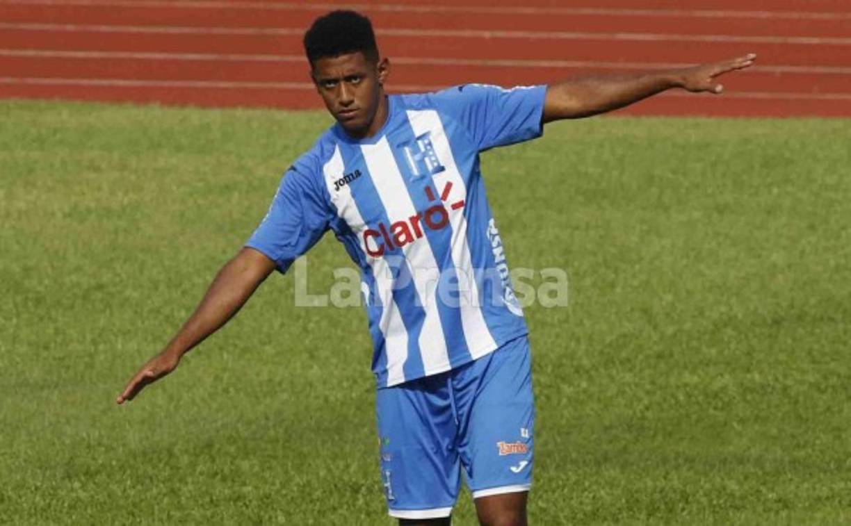 Sochi (Russian Federation), 04/07/2018.- Brazil's player Neymar in action during a training session in Sochi, Russia, 04 July 2018. Brazil will face Belgium in their FIFA World Cup 2018 quarter final soccer match on 06 July 2018 in Kazan. (Mundial de Fútbol, Bélgica, Brasil, Rusia) EFE/EPA/KHALED ELFIQI EDITORIAL USE ONLY