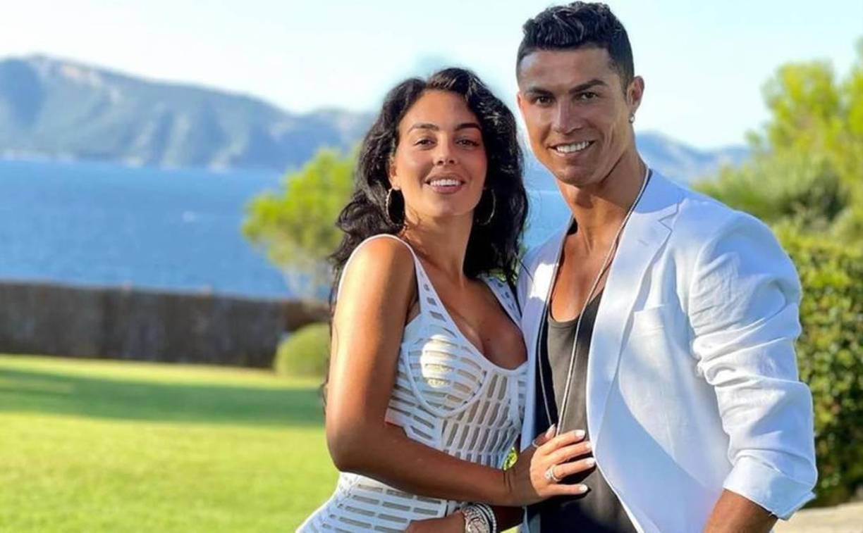 También aprovechó para elogiar a su pareja: “Es maravilloso, un padre 10, un hijo 10, hermano, amigo, pareja, empleado, jefe”.