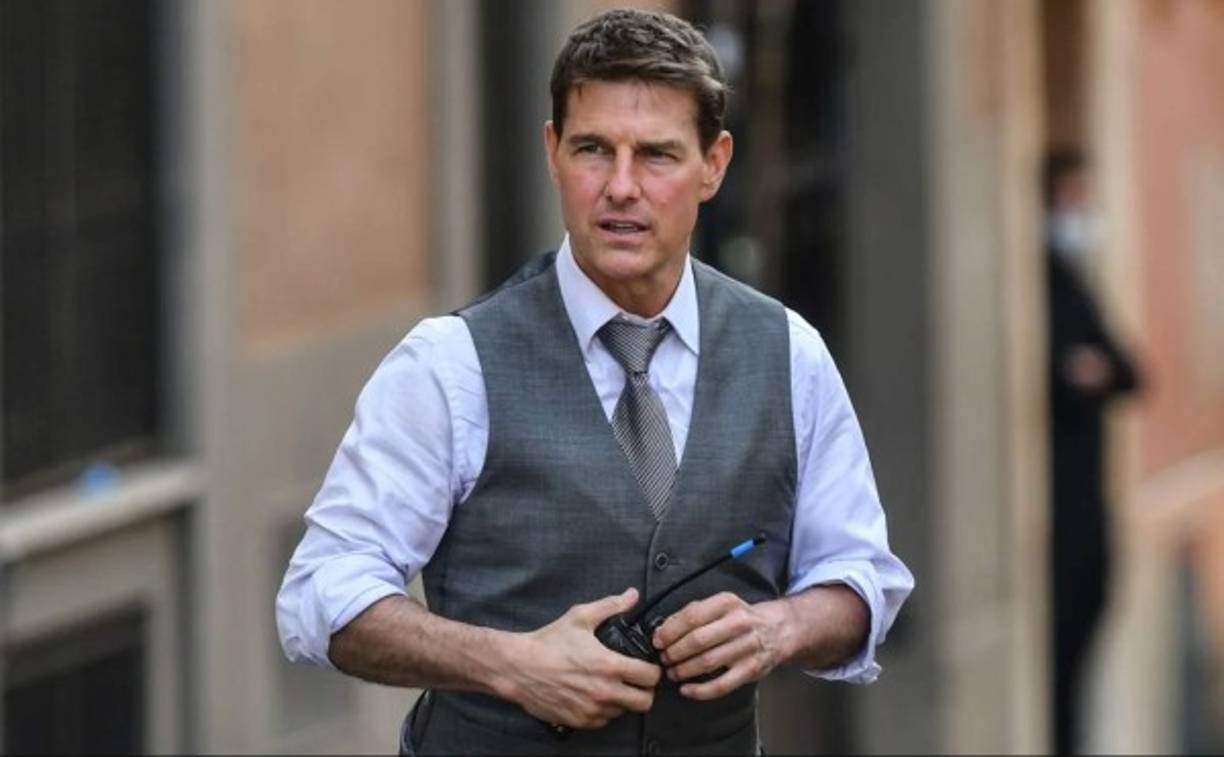 Citando una fuente no identificada, el tabloide relató que Cruise se enfrentó con el equipo de la película por segunda vez el martes por la noche, después de que se filtrara un audio en donde se escuchaba al actor muy alterado con los empleados. La fecha exacta del incidente anterior no estaba clara.