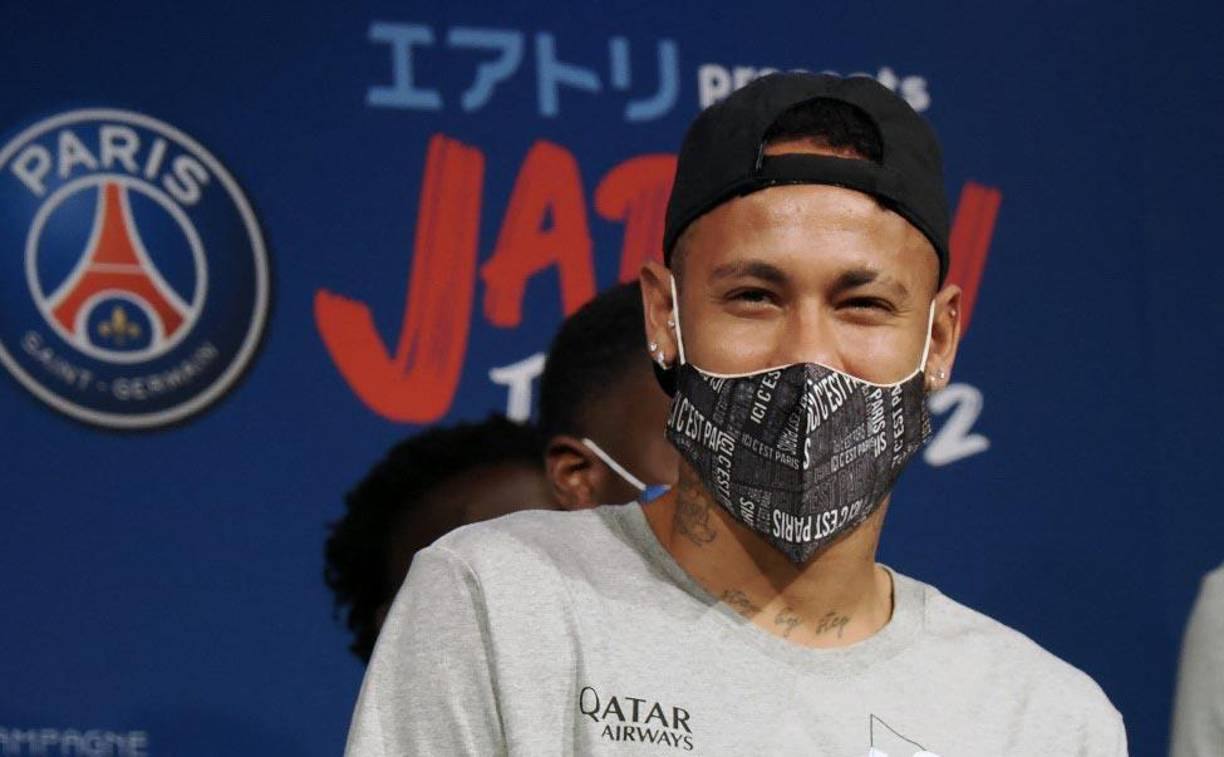 El PSG quiere desprenderse de Neymar y se lo ofreció al Manchester City. El cuadro parisno pedía a cambio que le cedieran a Bernardo Silva pero el club inglés rechazó el trueque.