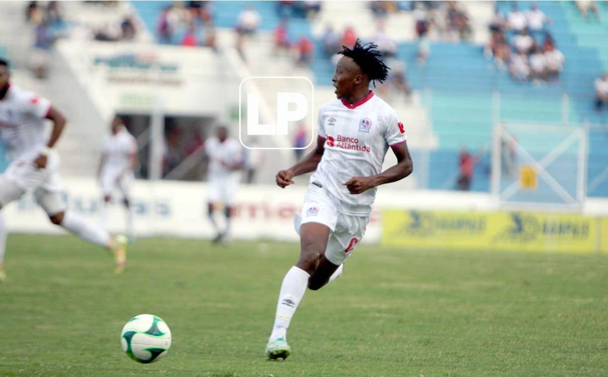 En el Olimpia debutó el joven ceibeño Félix García y lo hizo como titular.