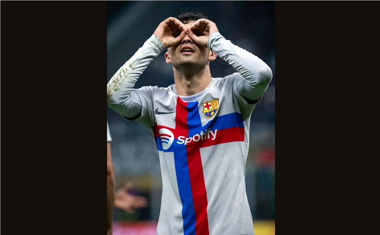 Pedri González marcó un gol para el empate del Barcelona y celebró de esta manera. Pero el árbitro y el VAR anularon el tanto por una mano de Ansu Fati.