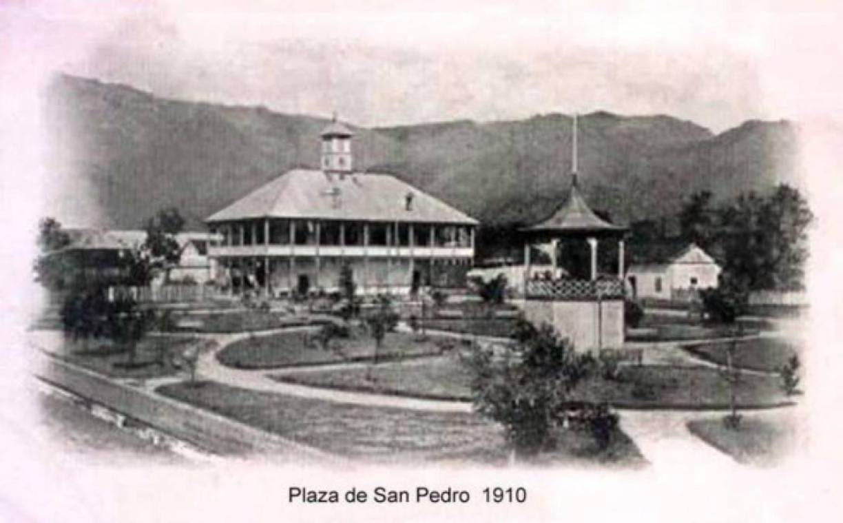 Imagen de la plaza central de San Pedro Sula en 1910. 