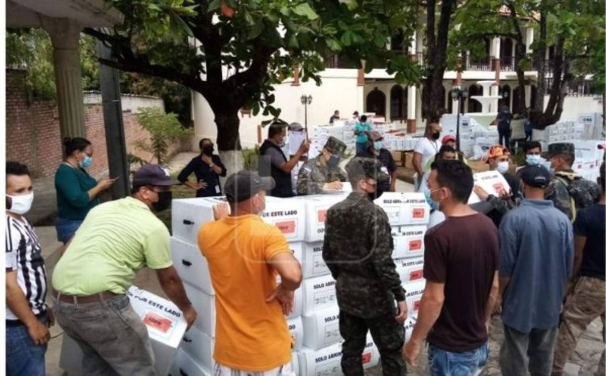 Autoridades del Gobierno Central y CNE instan a la población a utilizar las medidas de bioseguridad en el proceso electoral.