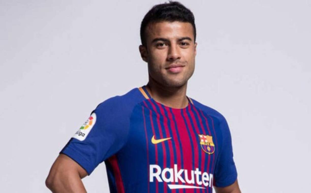 El Milán habría solicitado la cesión del mediapunta del Barcelona, Rafinha, y este interés se suma al del Valencia, que según TuttoSport, ven al brasileño como una opción factible por su falta de minutos.