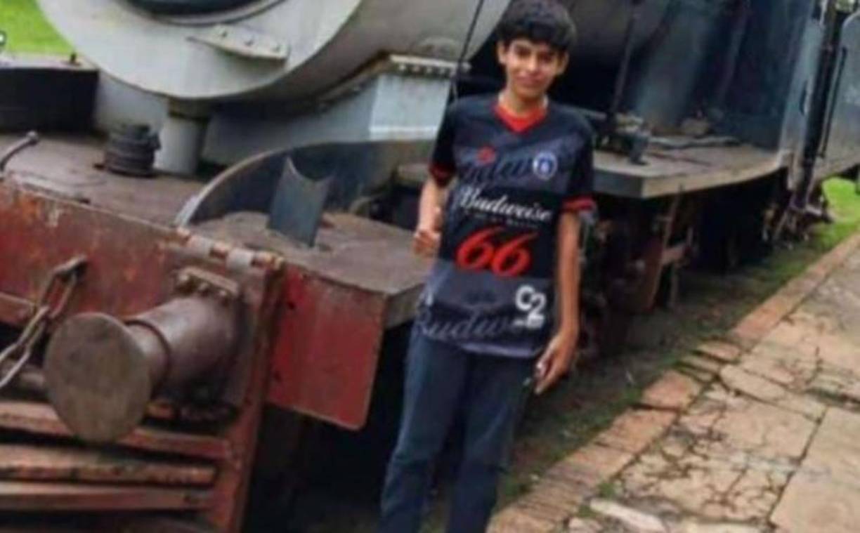 El incidente ocurrió en la ciudad de San Bernardino, donde el joven jugaba para el equipo de base del club Nacional contra el Bosquerón FBC de Asunción.