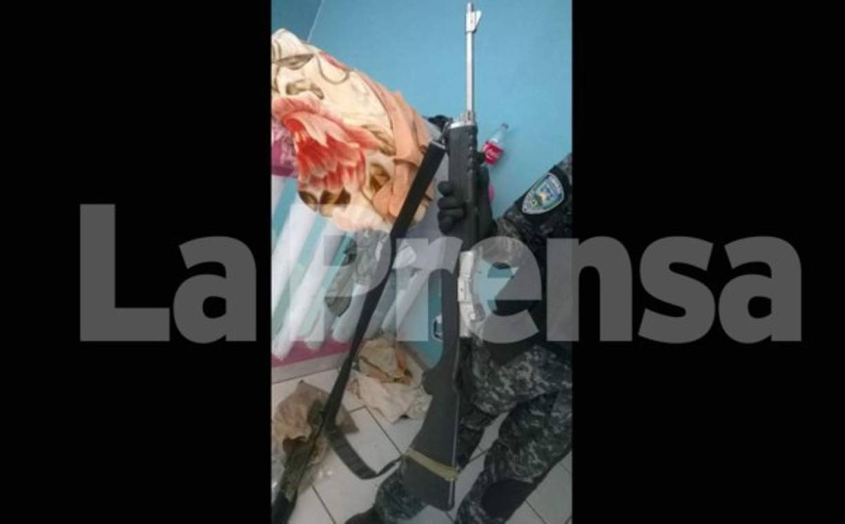 Arma decomisada durante la operación Bengala en la zona atlántica de Honduras.