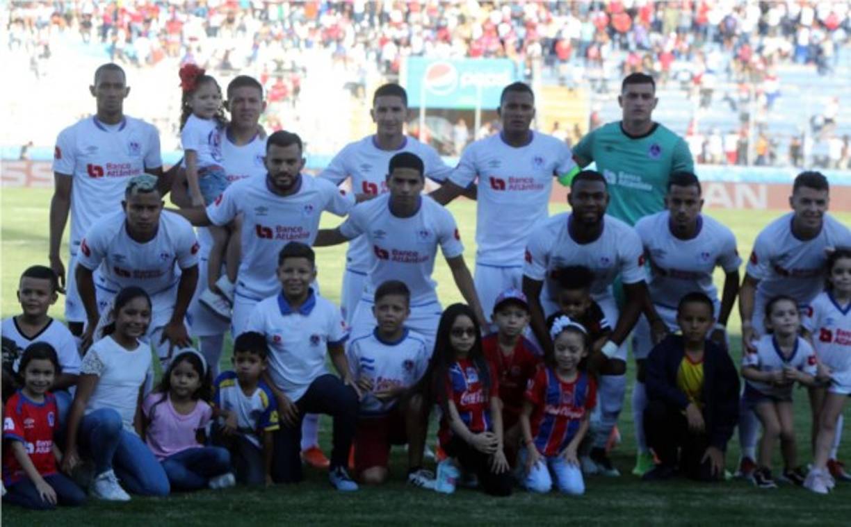 Pedro Troglio mandará el mismo equipo que inició en el último partido ante la UPN: Harold Fonseca, German patón Mejía, Jonathan Paz, Johnny Leverón, Ever Alvarado, Matías Garrido, Carlos Pineda, Jorge Álvarez, Edwin Rodríguez, Jerry Bengtson y Jorge Benguché.