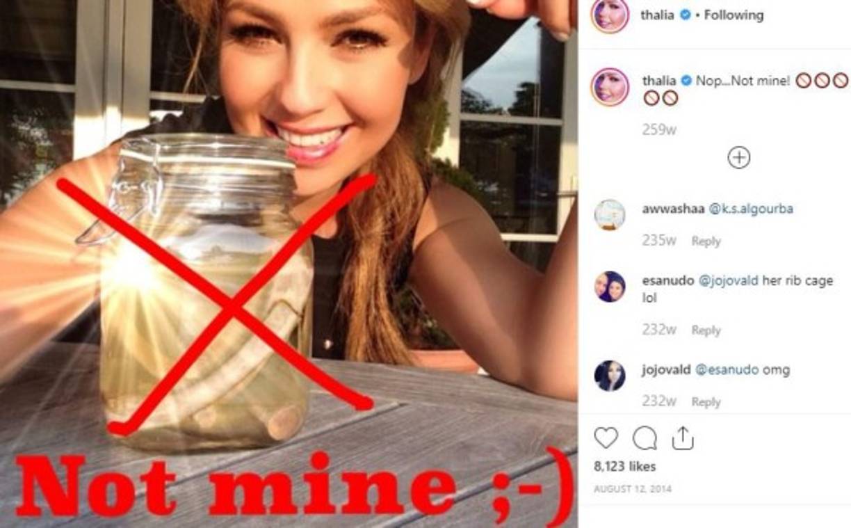 ¡Aquí está la prueba! Mis famosas costillas, las he guardado conmigo todos estos años', escribió en Instagram y Twitter. Posteriormente lo desmintió con esta imagen.