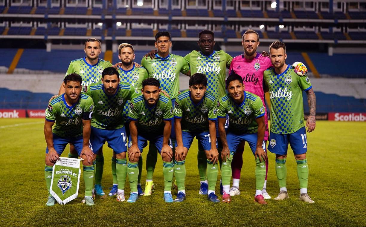 El 11 titular del Seattle Sounders posando previo al duelo ante Motagua.