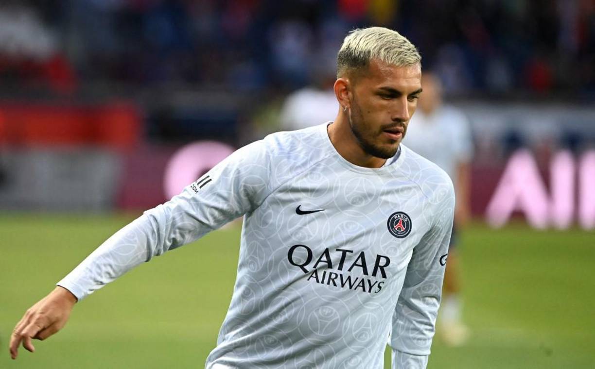 El mediocampista argentino del París Saint-Germain Leandro Paredes tiene un acuerdo con la Juventus para incorporarse al club italiano y no estará en la convocatoria para viajar este miércoles a Toulouse, anunció el entrenador del PSG, Christophe Galtier.