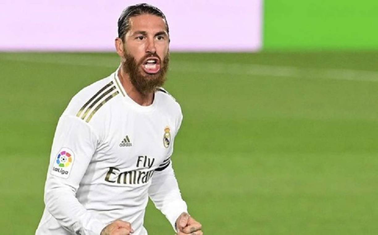 El Real Madrid ha comunicado la marcha de Sergio Ramos y que este jueves 17 de junio tendrá lugar un acto institucional de homenaje y despedida al capitán merengue, con la presencia del presidente Florentino Pérez. Se pone fin de esta manera a la novela, el defensa abandonará el club blanco tras 16 temporadas, 671 partidos y 22 títulos. <br/><br/>Foto AFP